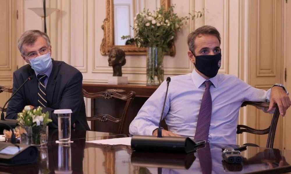 Μίνι lockdown στην Αττική από τη Δευτέρα